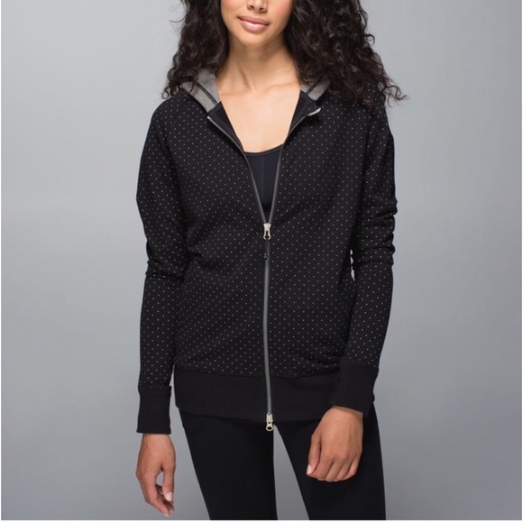lululemon athletica Jackets & Blazers - EUC Lululemon Rollin’ With My Omies Hoodie